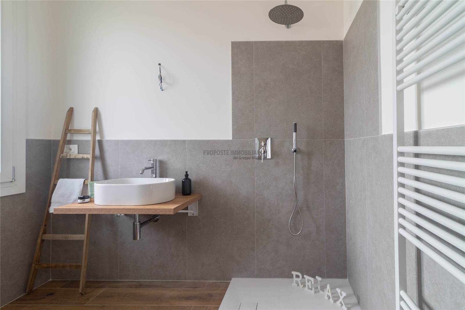 BAGNO IN CAMERA
